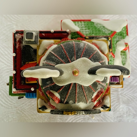 Department 56 Disney Christmas Village Mickey Mouse Watch Factory - Picture 10 of 16